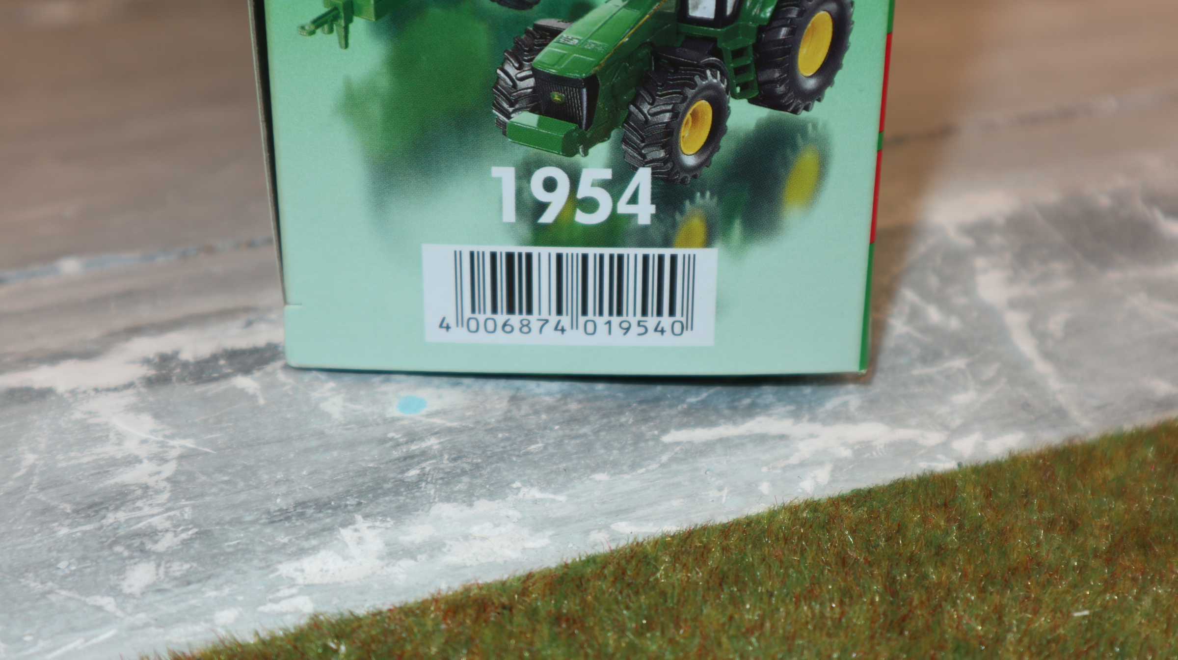 Siku 1954  in 1:50,  John Deere Trecker mit Forstanhänger, Neu in OVP