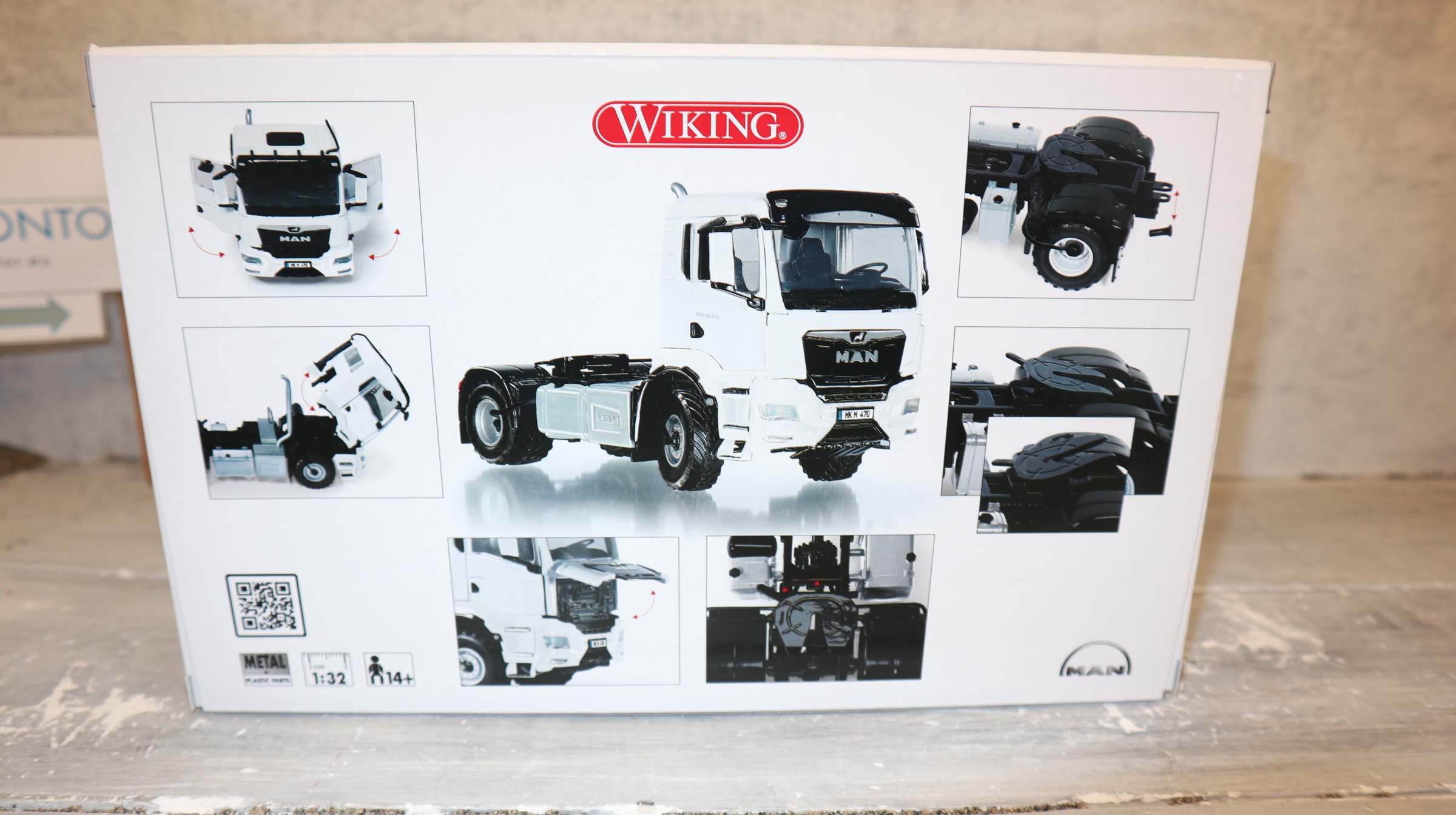 Wiking 077652 in 1:32,  MAN TGS 18.510 4x4 Agrar-SZM in weiß, NEU in OVP