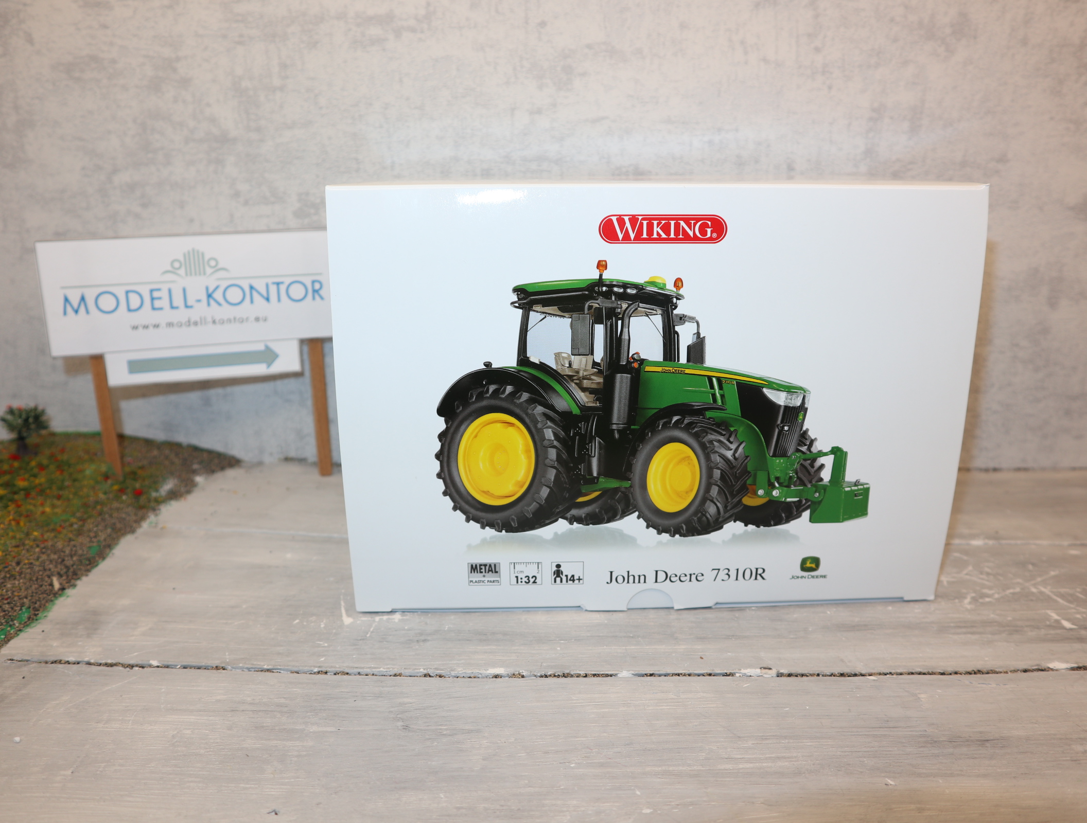 WIKING 077837 in 1:32 John Deere 7310R, NEU in OVP
