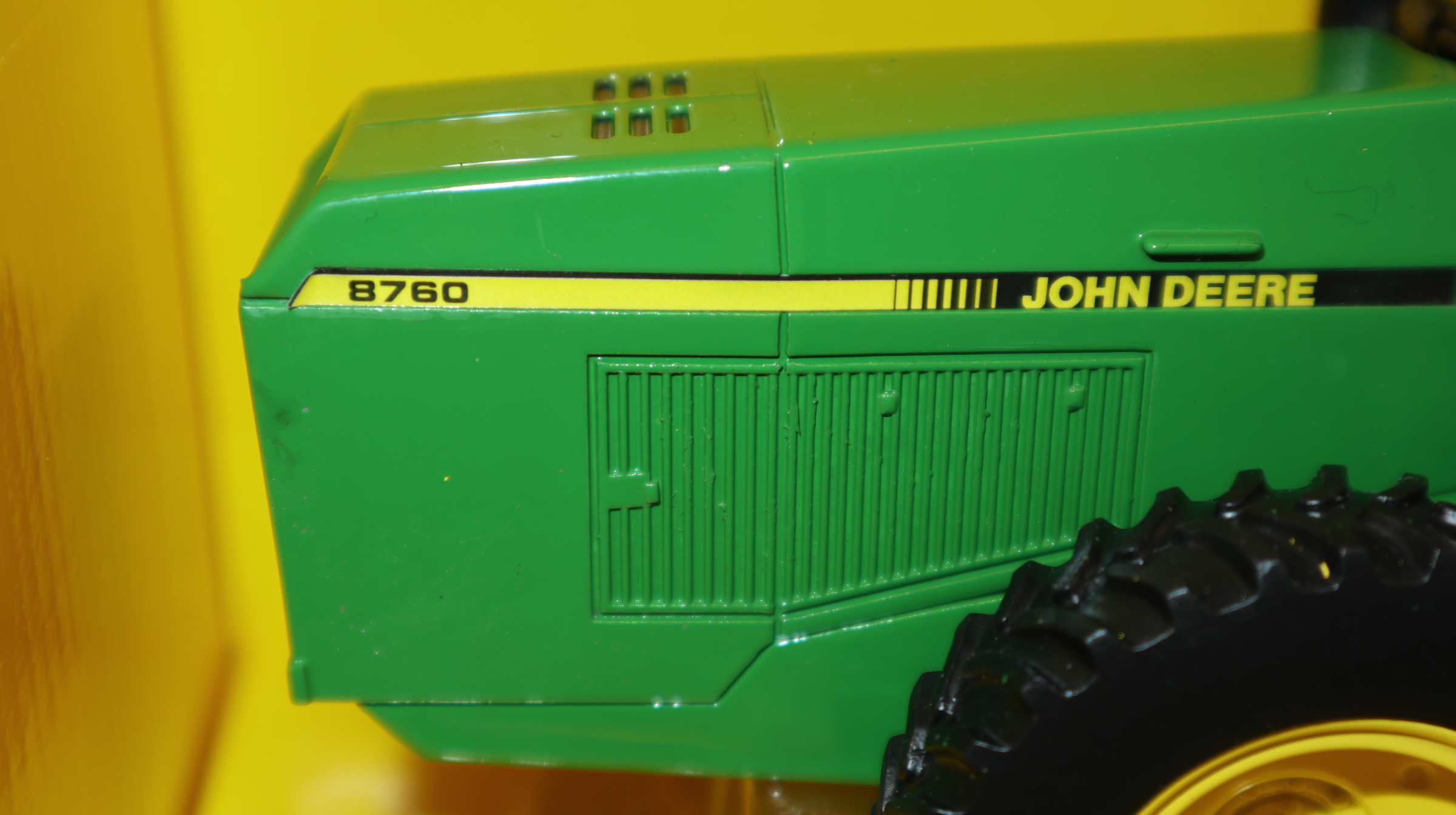 Ertl Britains 45920 in 1:32, John Deere 8760 Knicklenker,  USA-Modell, NEU in OVP