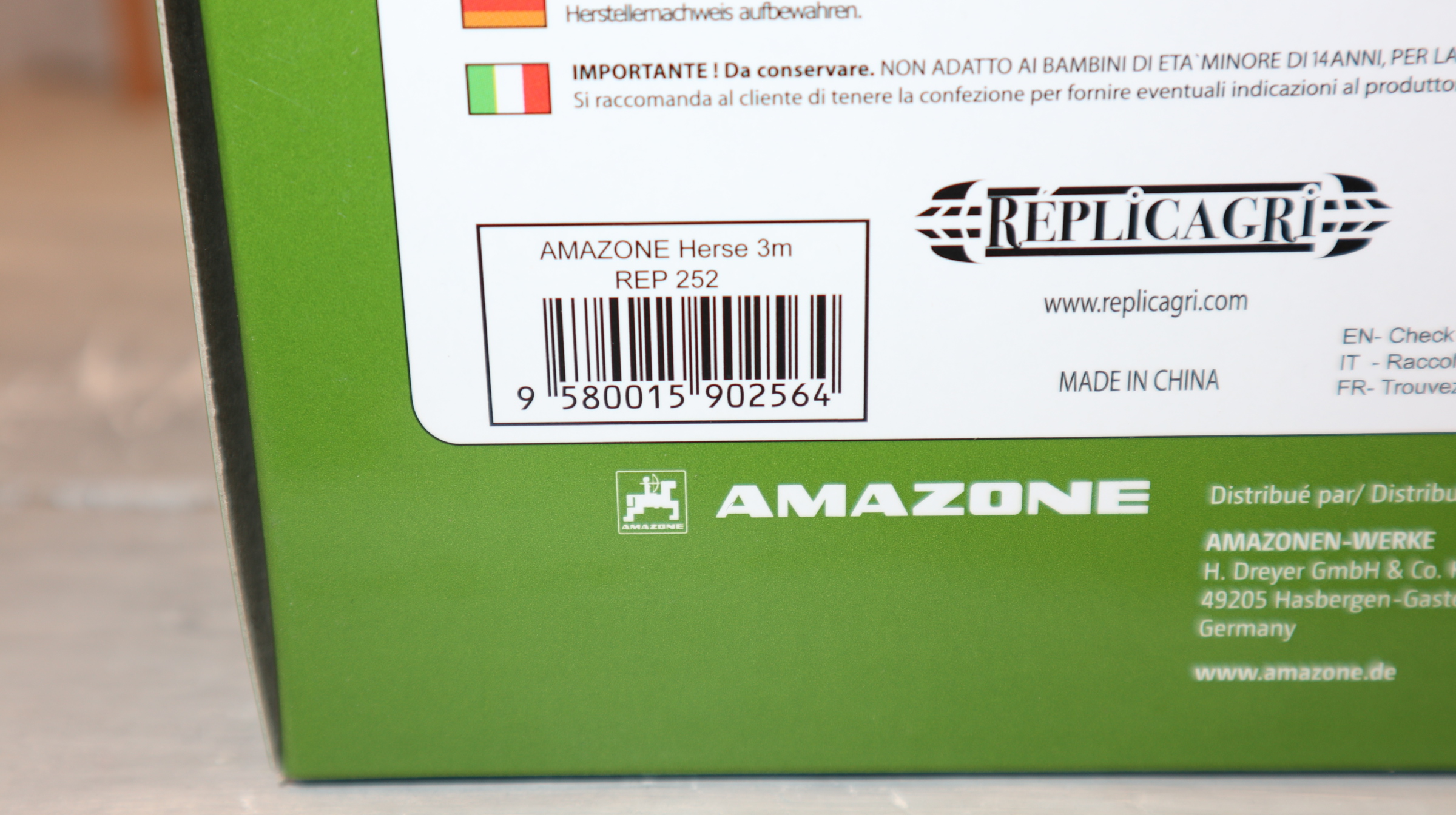 Replicagri  252 in 1:32,  AMAZONE Rüttelegge RE 30,  NEU in OVP