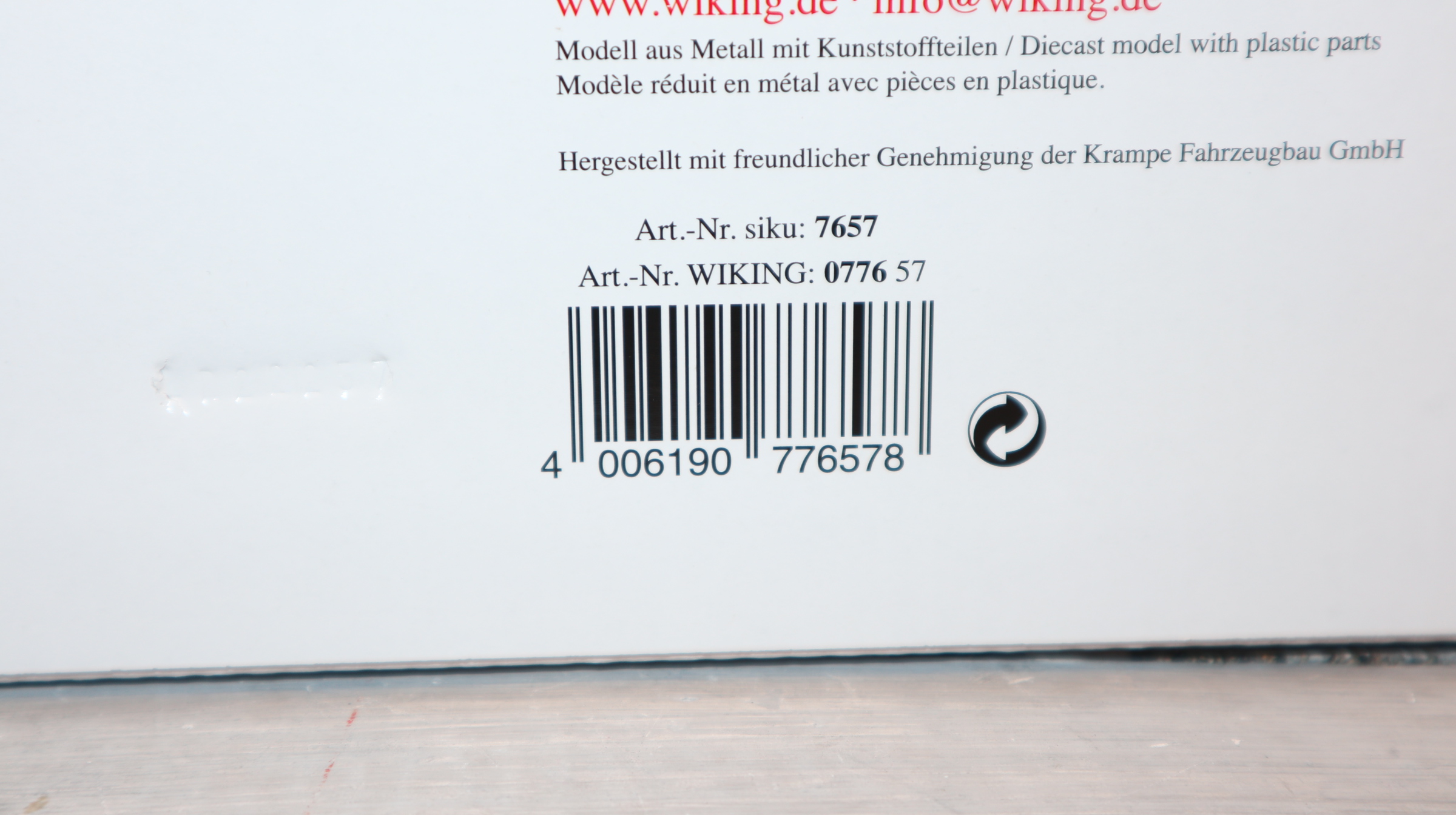 Wiking 077657 in 1:32,  KRAMPE Rollbandwagen ROT, NEU in OVP