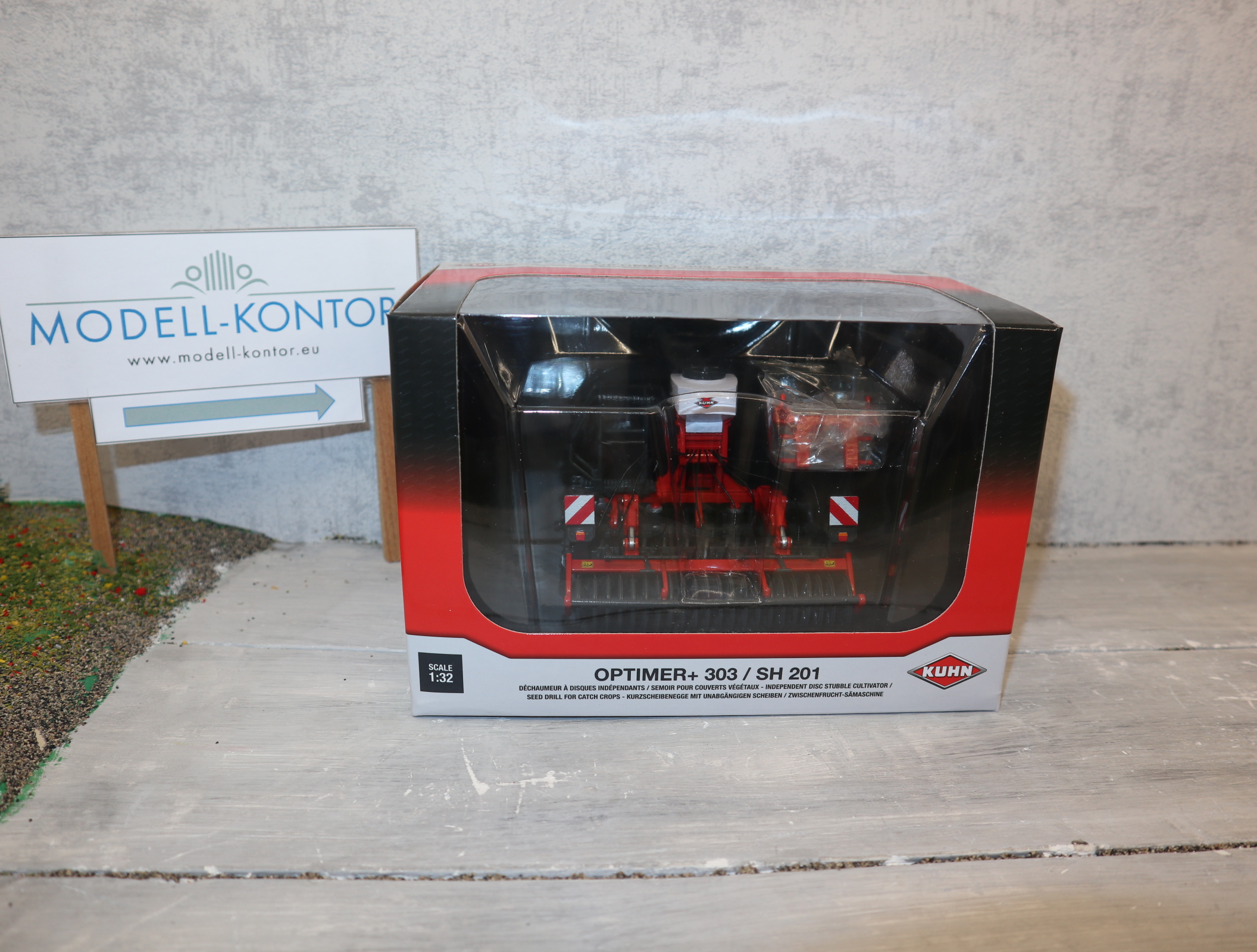 Replicagri 251 in 1:32 Kuhn Optimer 303, NEU in OVP