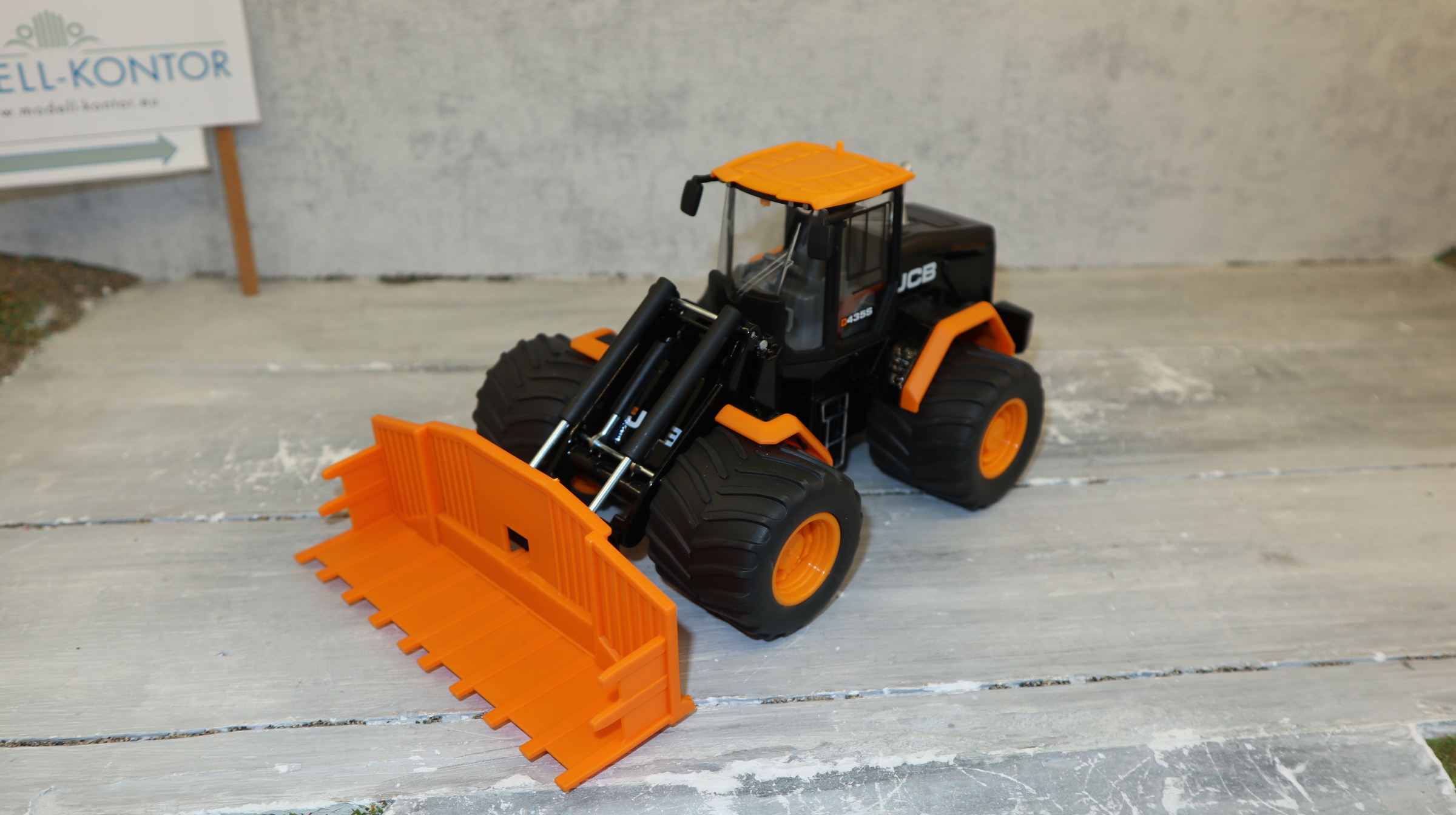 Siku 8522 in 1:32,  JCB 435S Agri Radlader, Sondermodell idee&spiel 2023 , NEU in OVP