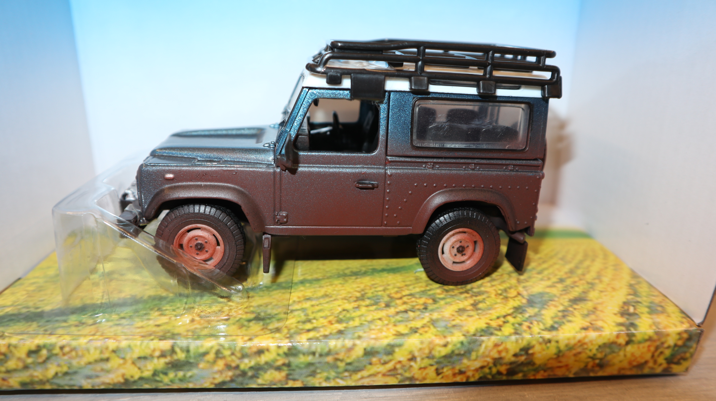 Britains 43321 in 1:32,  Land Rover Defender MUDDY,  NEU in OVP