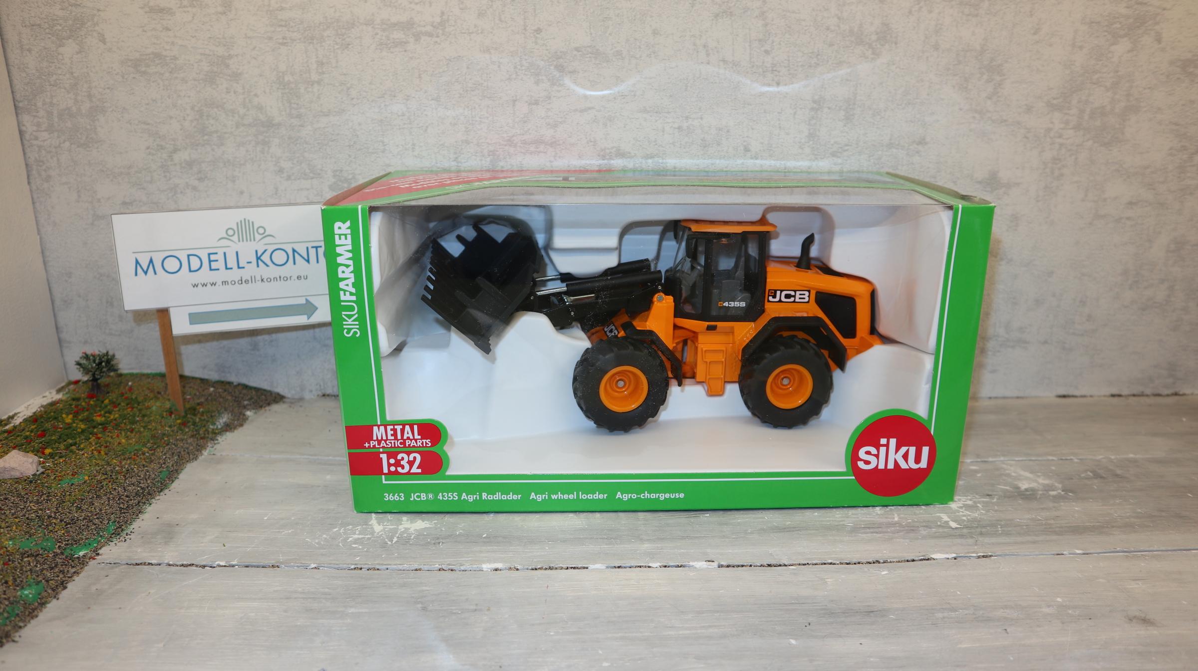 SIKU 3663 in 1:32, JCB 435S Agri Radlader, NEU in OVP