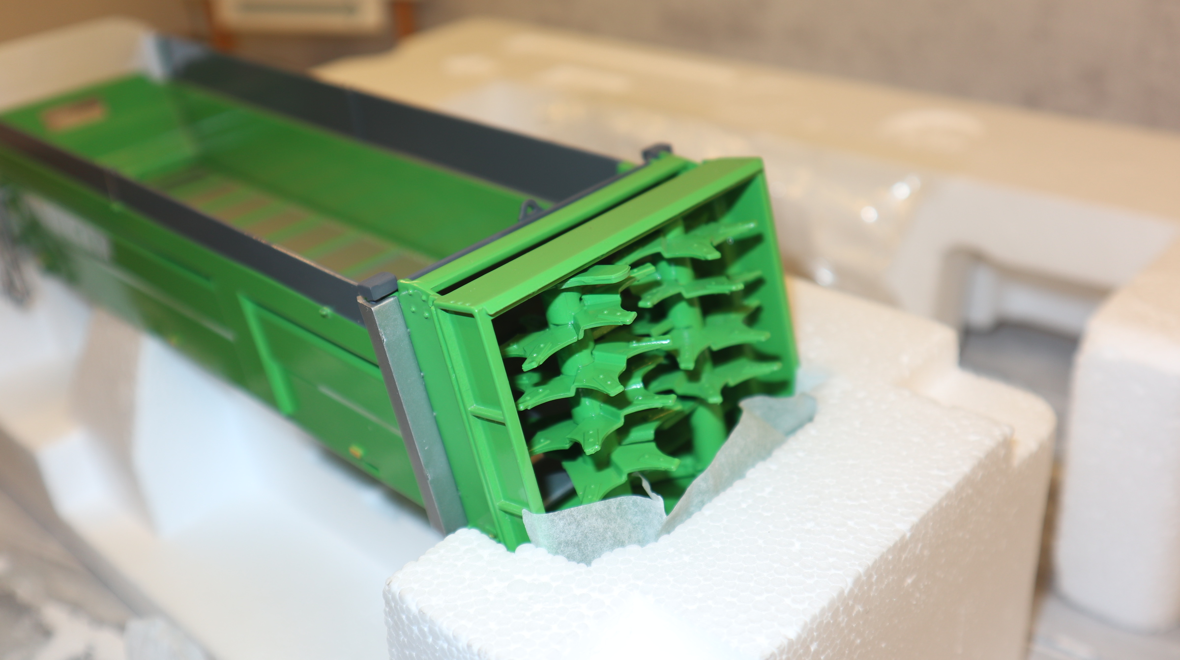 ROS 602199 in 1:32 Joskin Ferti-Cargo, NUR Aufbau ohne Chassis, NEU in OVP