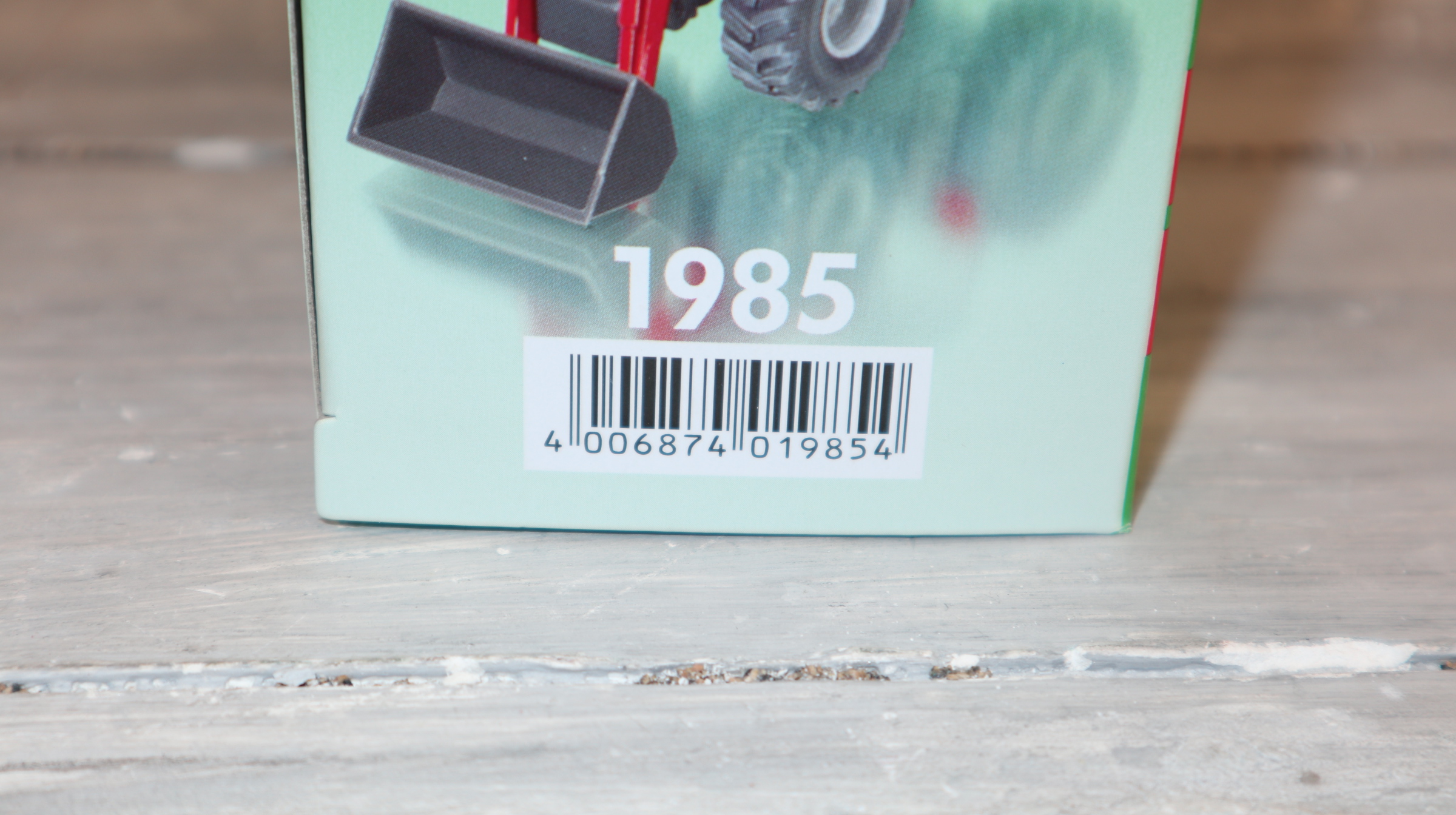 Siku 1985 in 1:50,  Massey Ferguson mit Frontlader, Neu in OVP