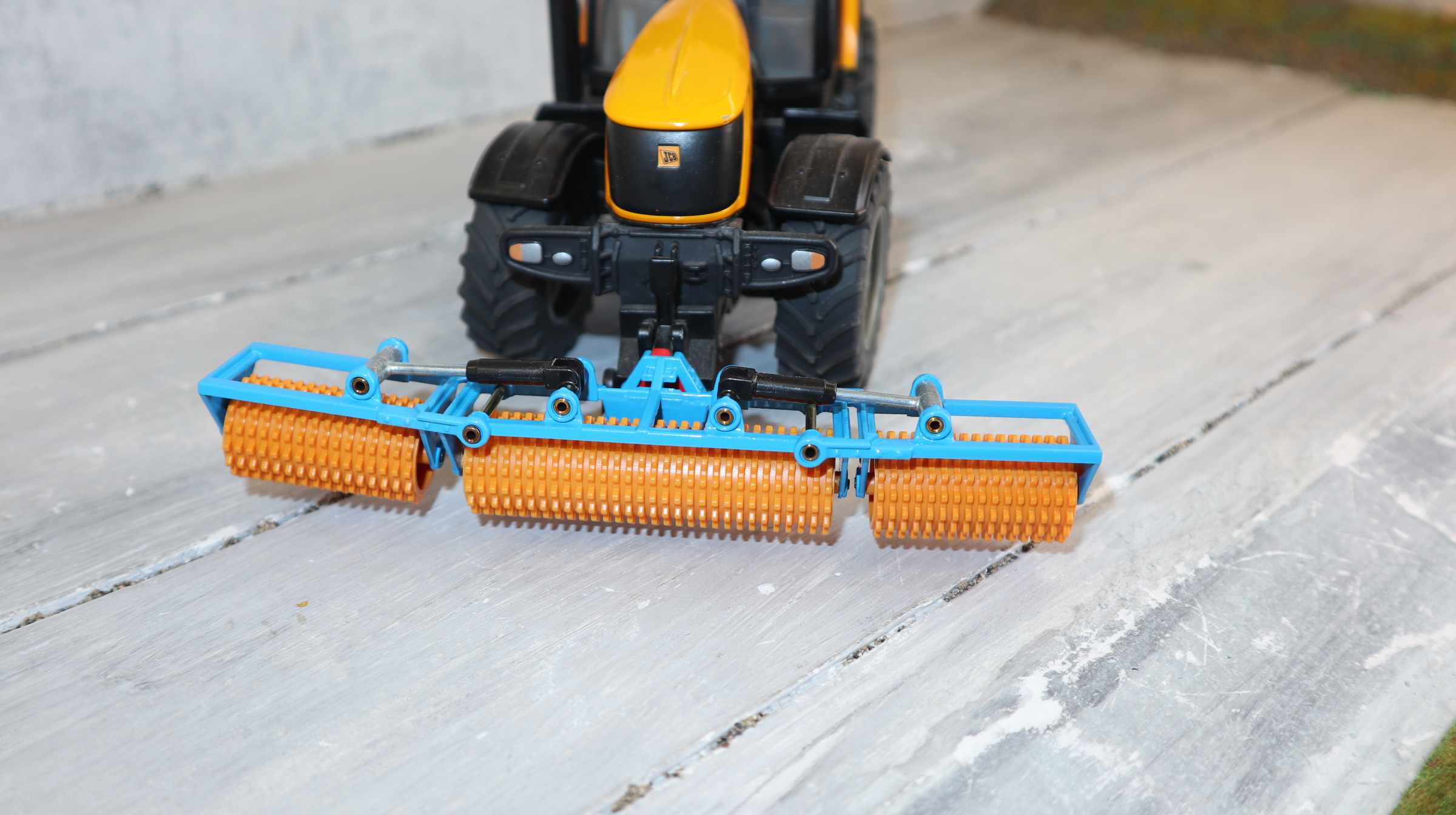 Siku 2062 in 1:32,  Front Cambridge Walze BREMER, TOP ohne OVP
