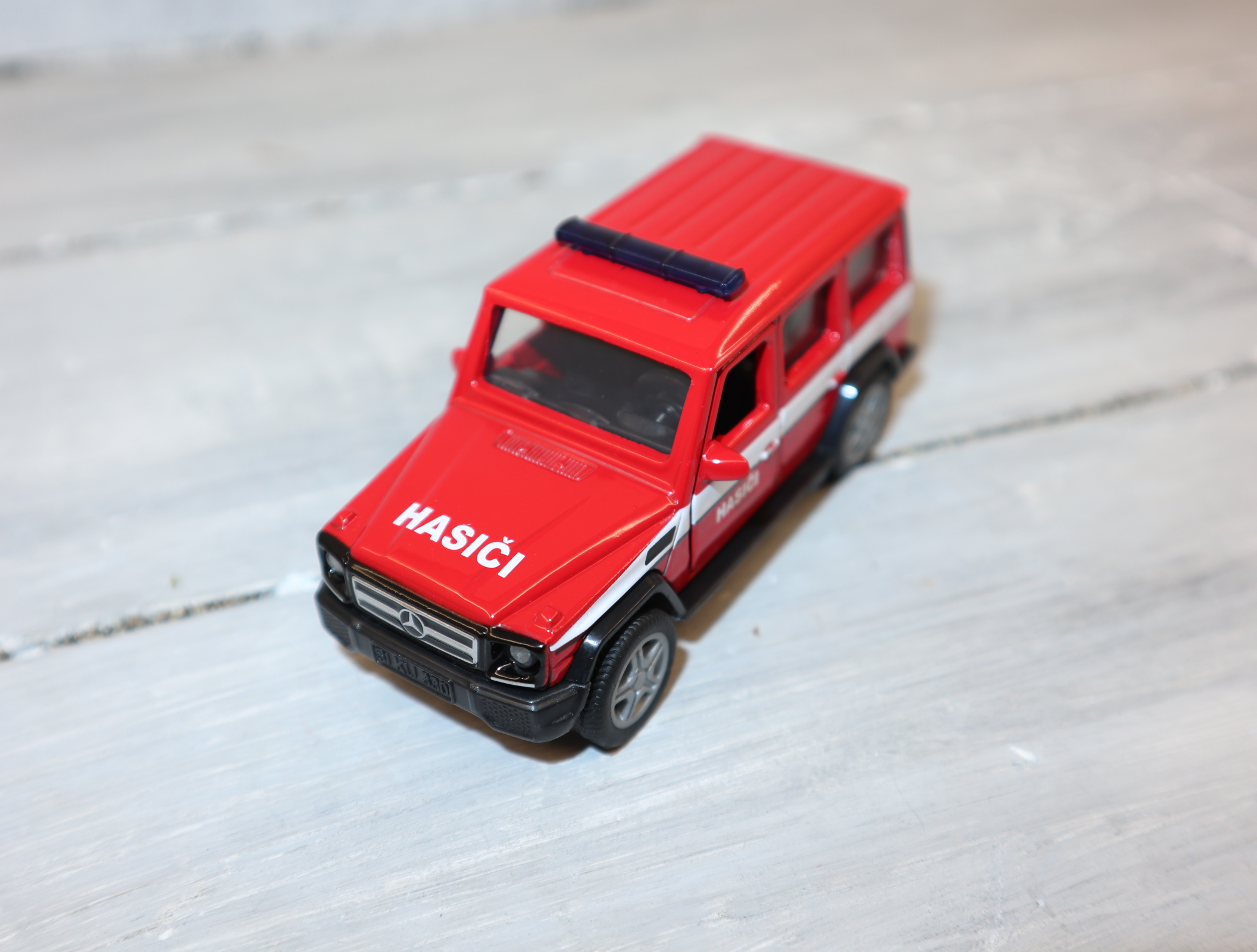 Siku 2306 Mercedes-AMG G65 Feuerwehr limitiertes Sondermodell Tschechnien, Neu in OVP