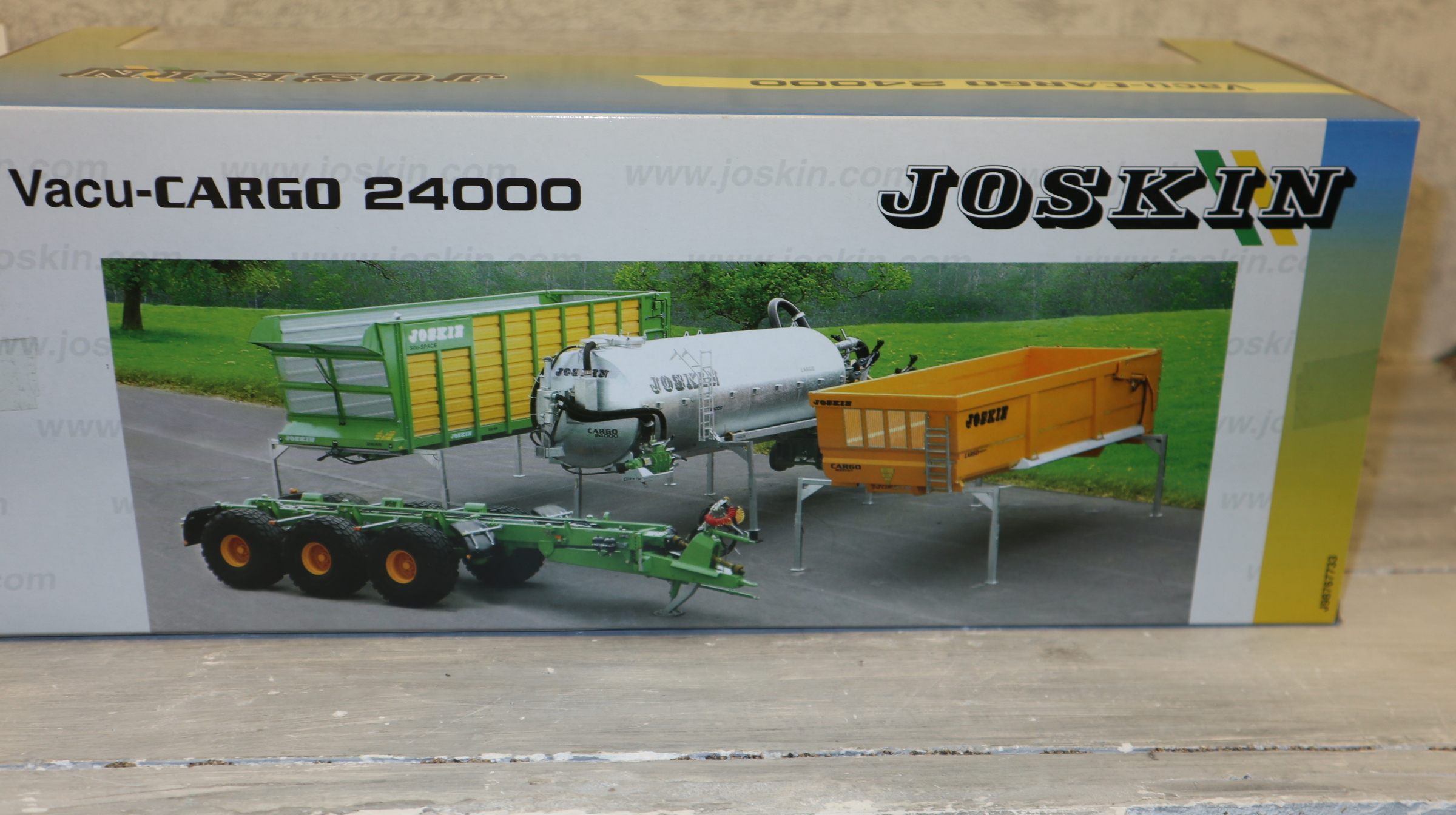 ROS 602120 in 1:32 Joskin Vacu-Cargo, NUR Aufbau ohne Chassis, NEU in OVP