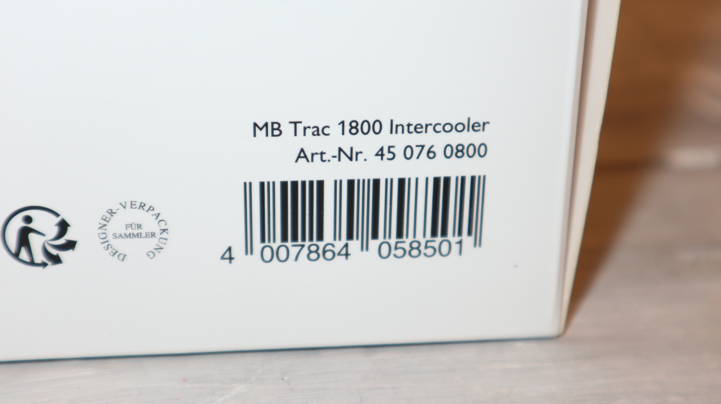 Schuco 7608 in 1:32, MB Trac 1800 Intercooler türkisgrün, NEU in OVP