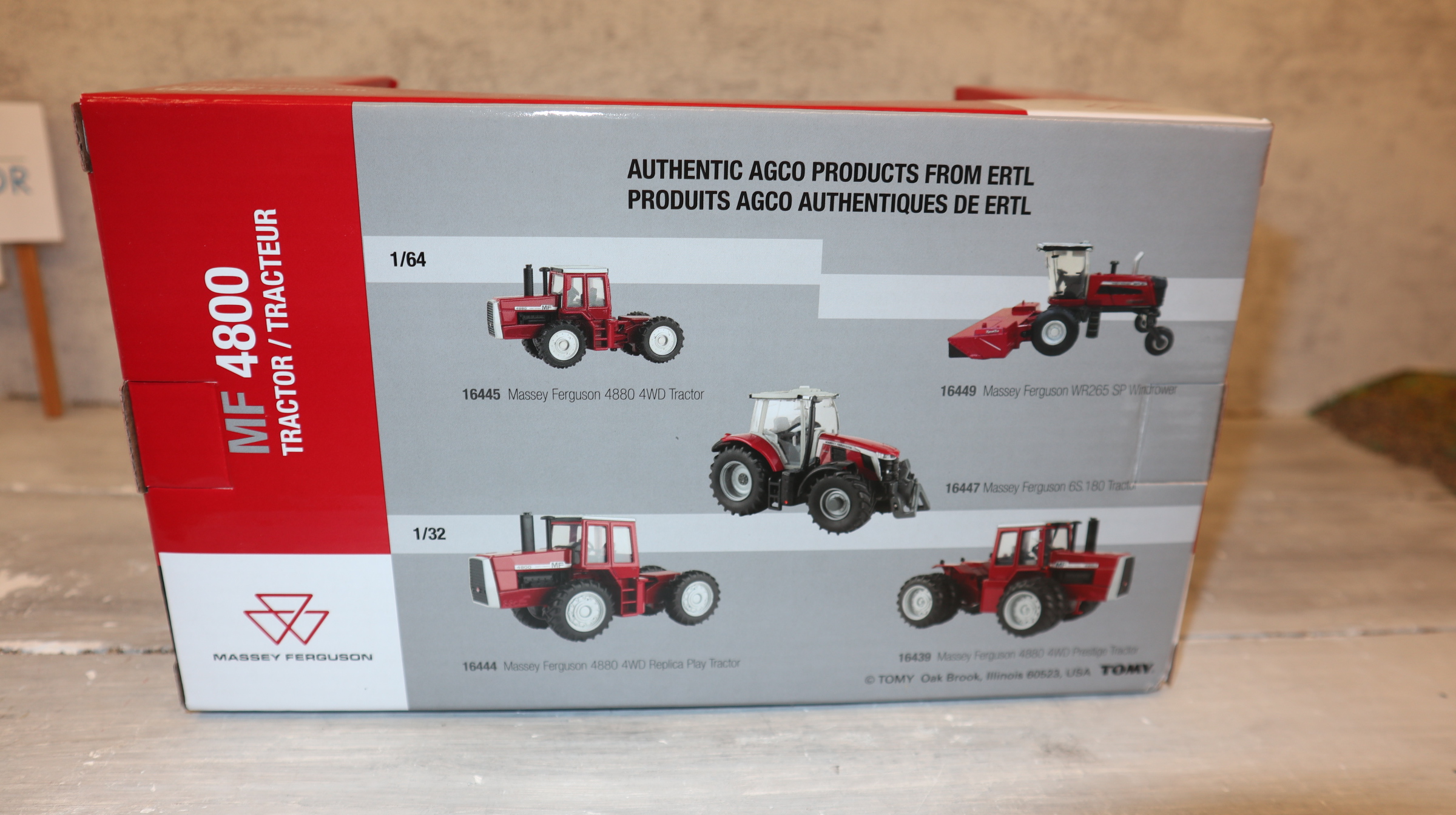 Ertl Britains 16444 in 1:32, Massey Ferguson MF 4800 Knicklenker, USA-Modell, NEU in OVP