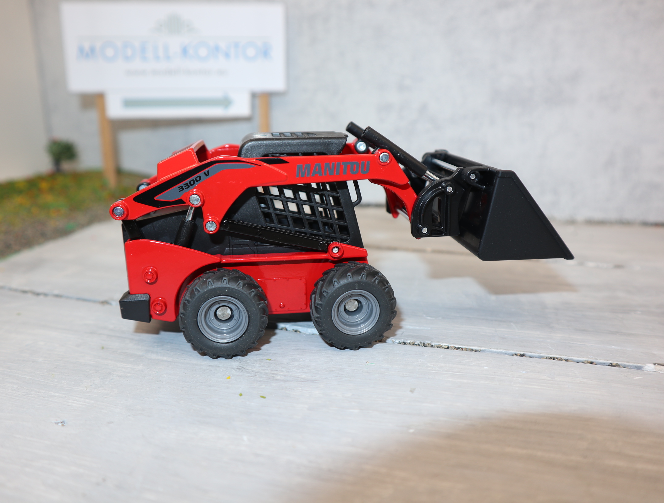 Siku 3049 1:32 Manitou Kompaktlader 3300 V