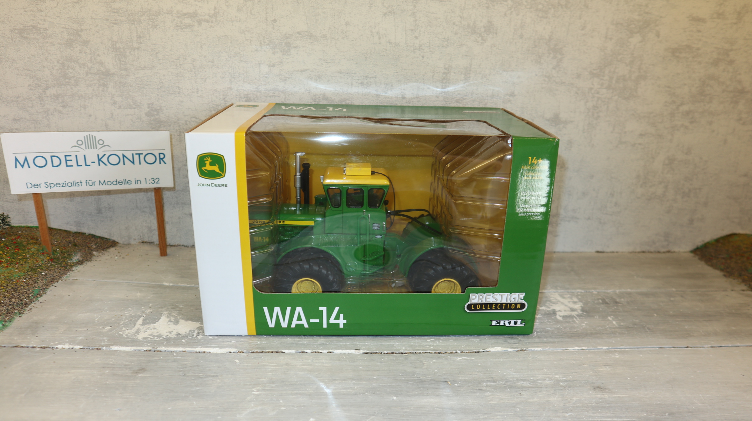 Ertl 85051 in 1:32, John Deere WA-14 Knicklenker Prestisge Collection, NEU in OVP