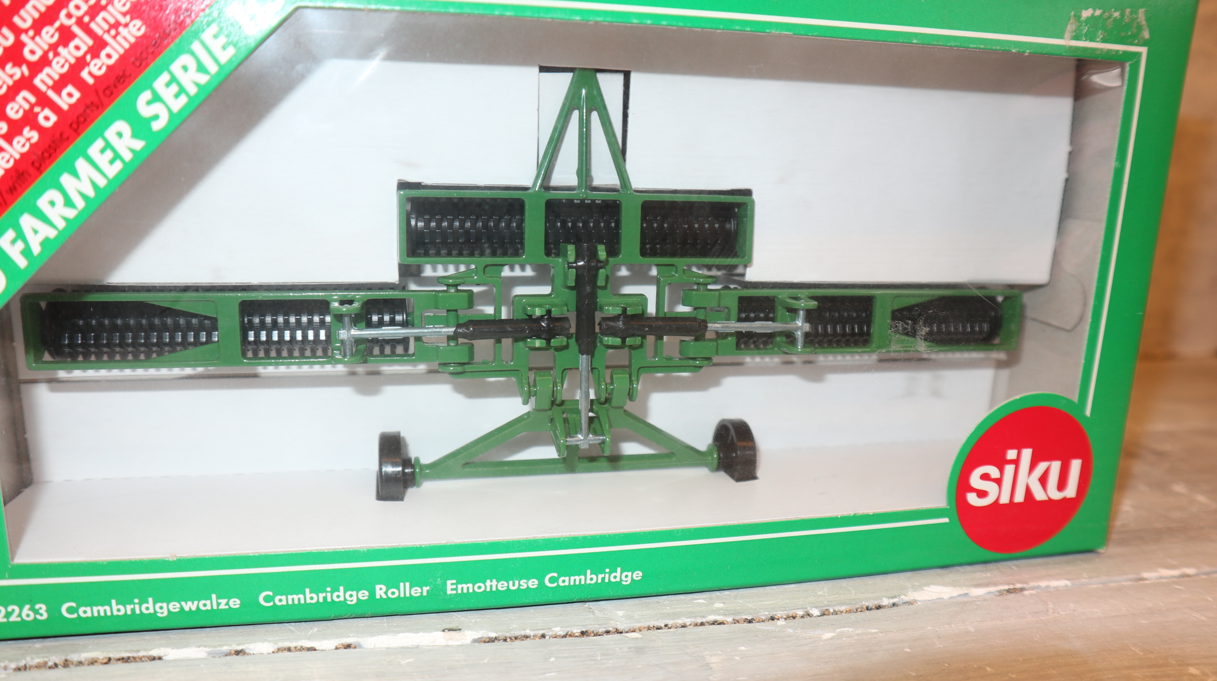 Siku 2263 in 1:32,  Cambridwalze dunkelgrün, Sondermodell AMAZONE aus 2002, NEU in OVP