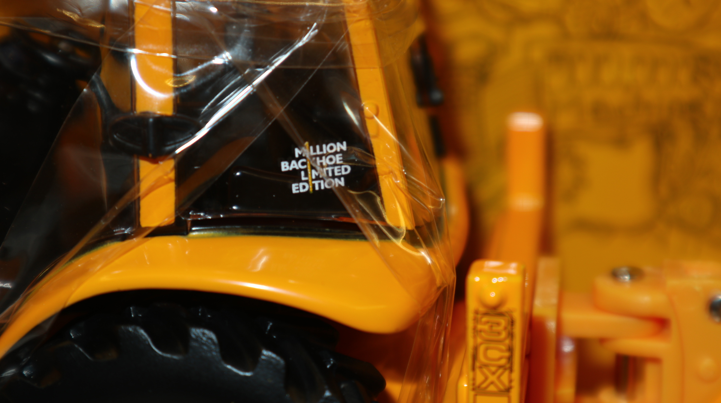 Britains 43411 in 1:32, JCB 3CX Pro "1-Million-Edition", NEU in OVP