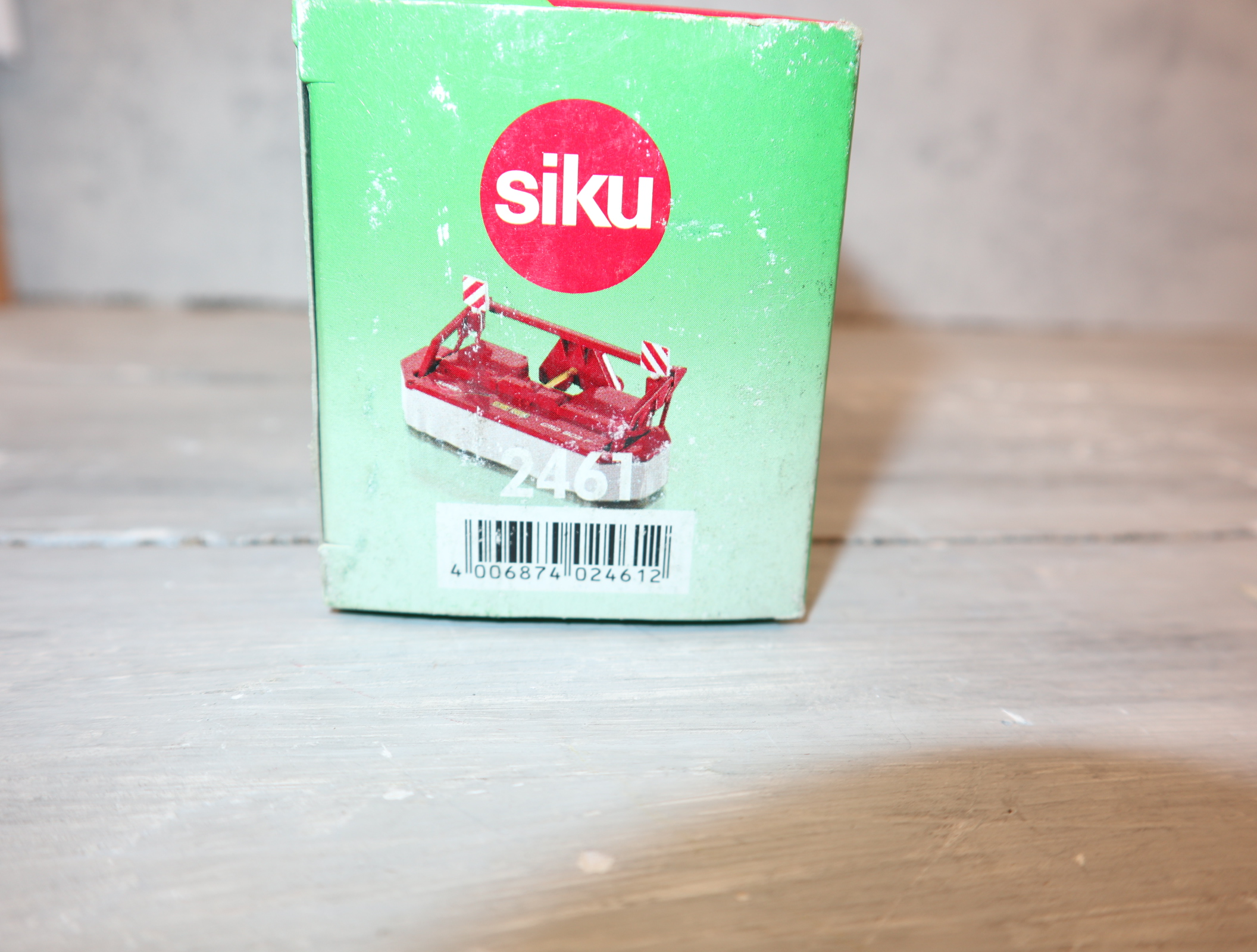Siku 2461 in 1:32 Frontmähwerk Kuhn GMD 802, NEU in OVP