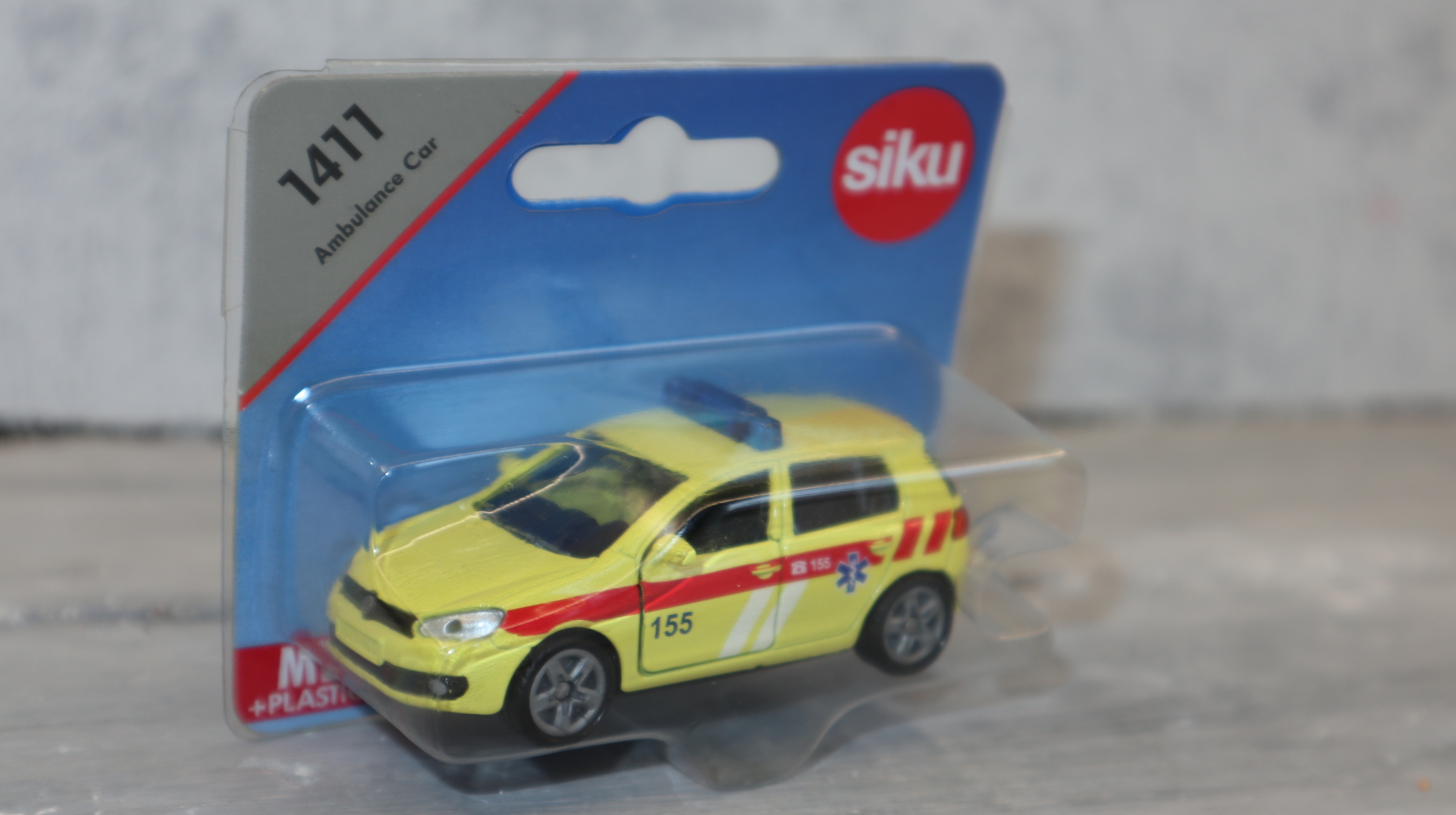 Siku 1411 in 1:55,  VW Golf VI Notarzt, Sondermodell Tschechien, NEU in OVP