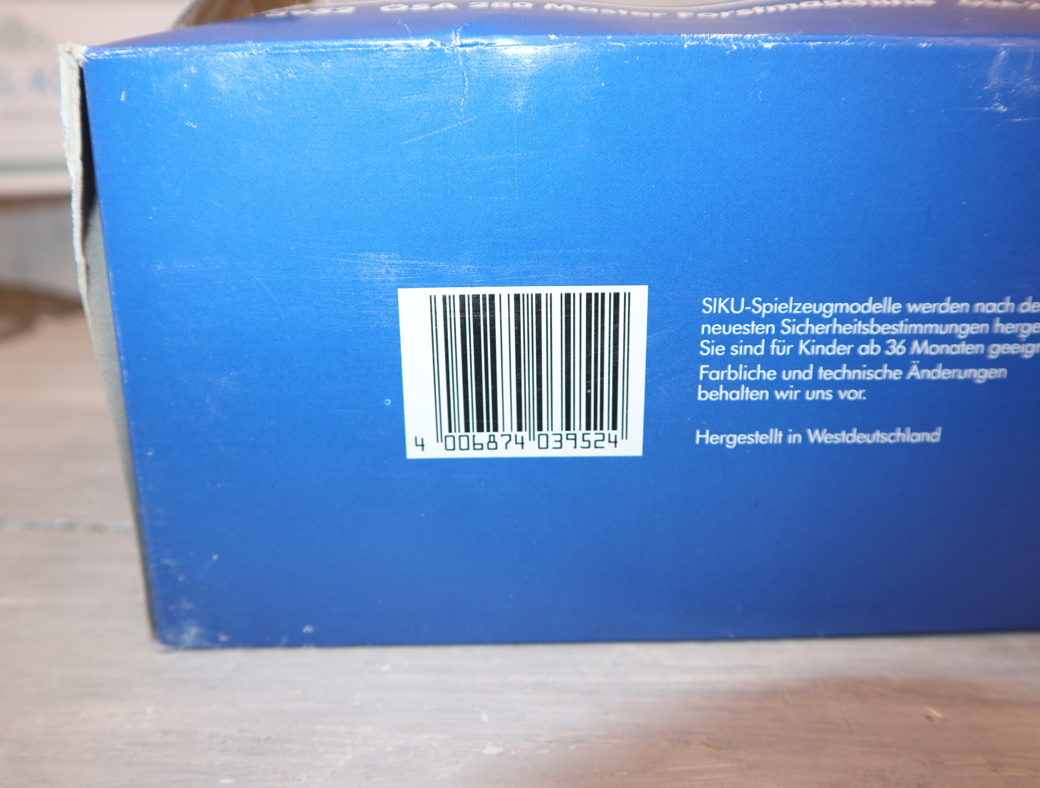 Siku 3952 in 1:32 ÖSA 280 Master Forstmaschine in gelb,  NEU in OVP