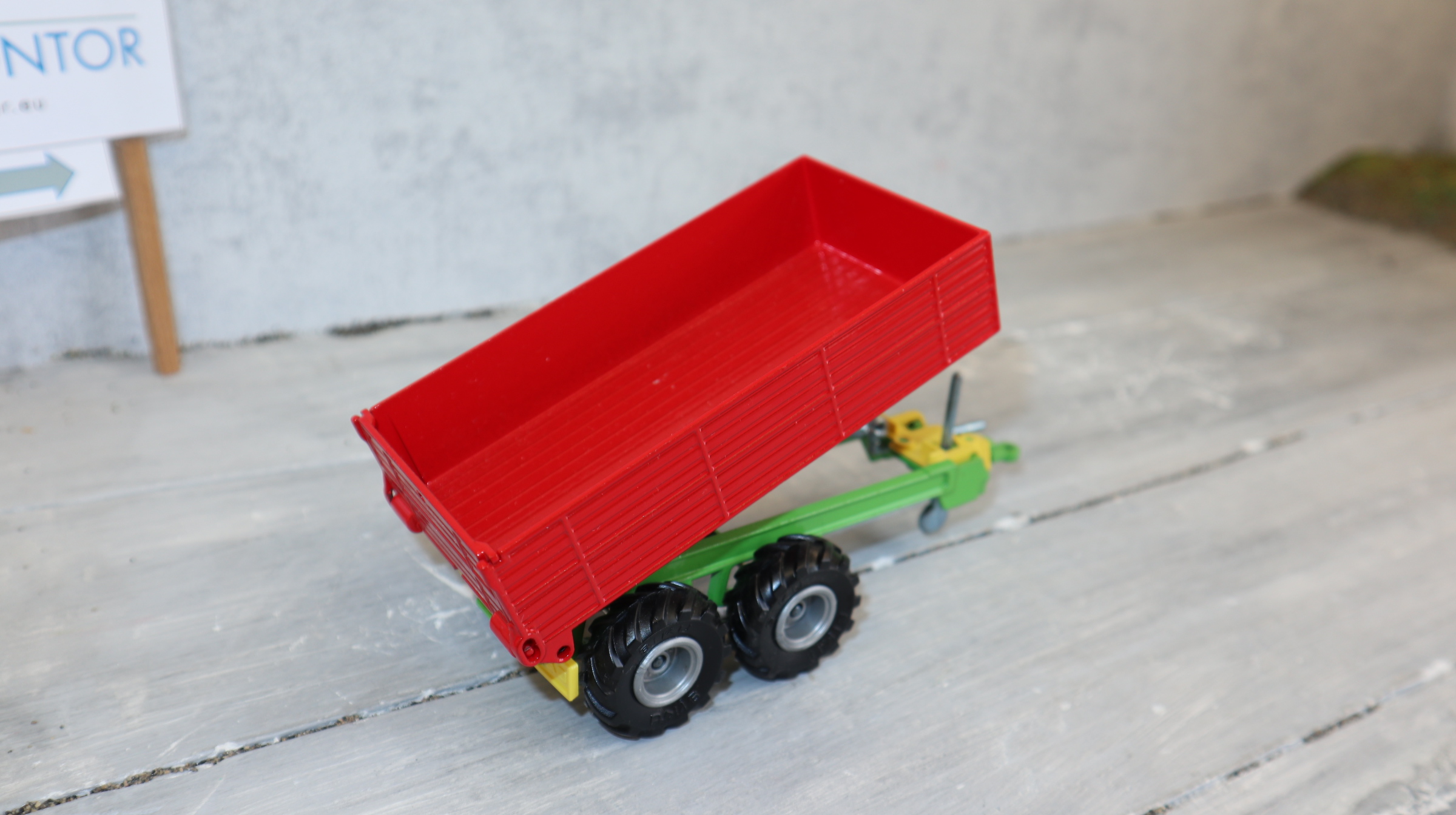 Siku 2251 in 1:32,  Tandem-Anhänger, Version 1 mit LKW-Reifen und grauen Felgen, TOP ohne OVP