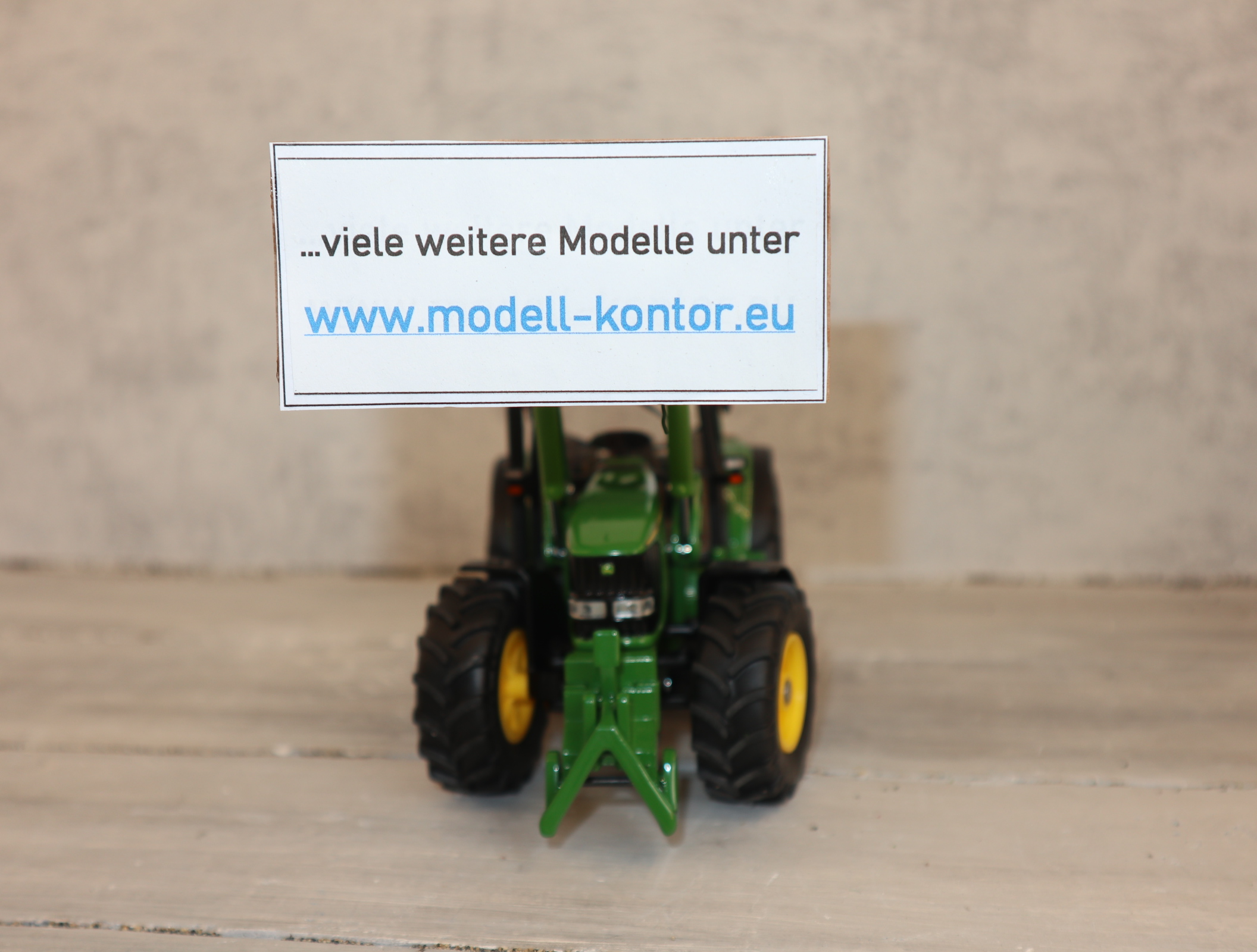 Weise Toys 1061 in 1:32 Massey Ferguson WOTAN II mit Überrollbügel