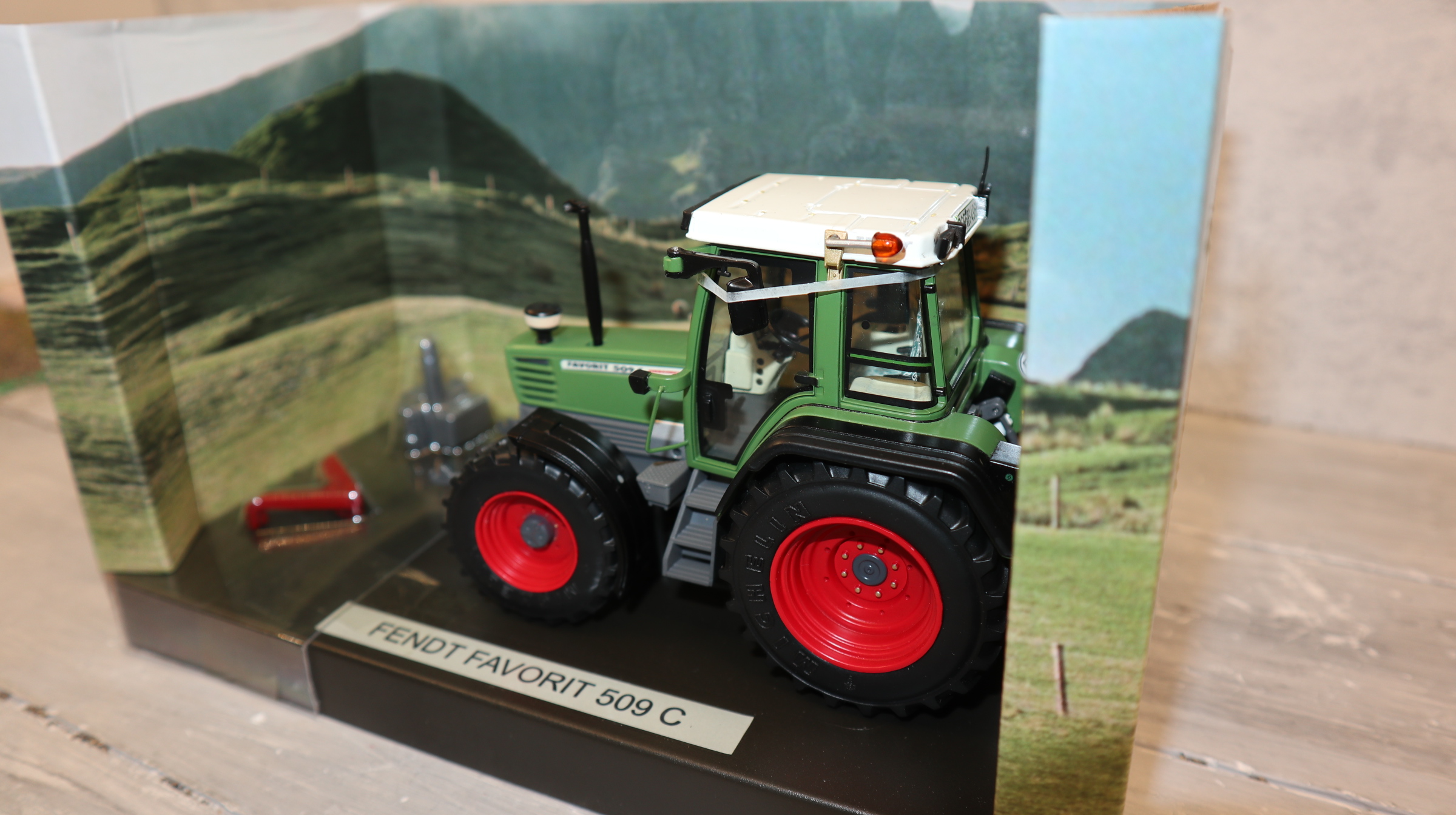Weise Toys 1063 in 1:32, FENDT Favorit 509 C. NEU in OVP