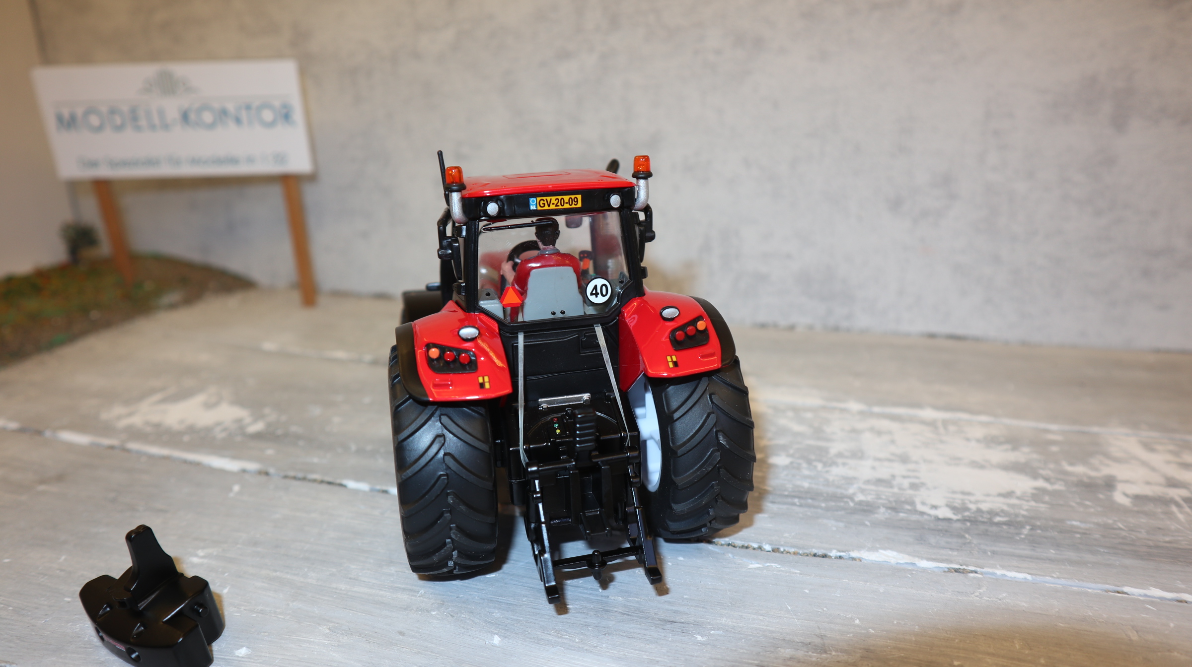 Siku 3269 in 1:32, McCormick TTX 190 LCN 2009 Sondermodell, NEU in OVP