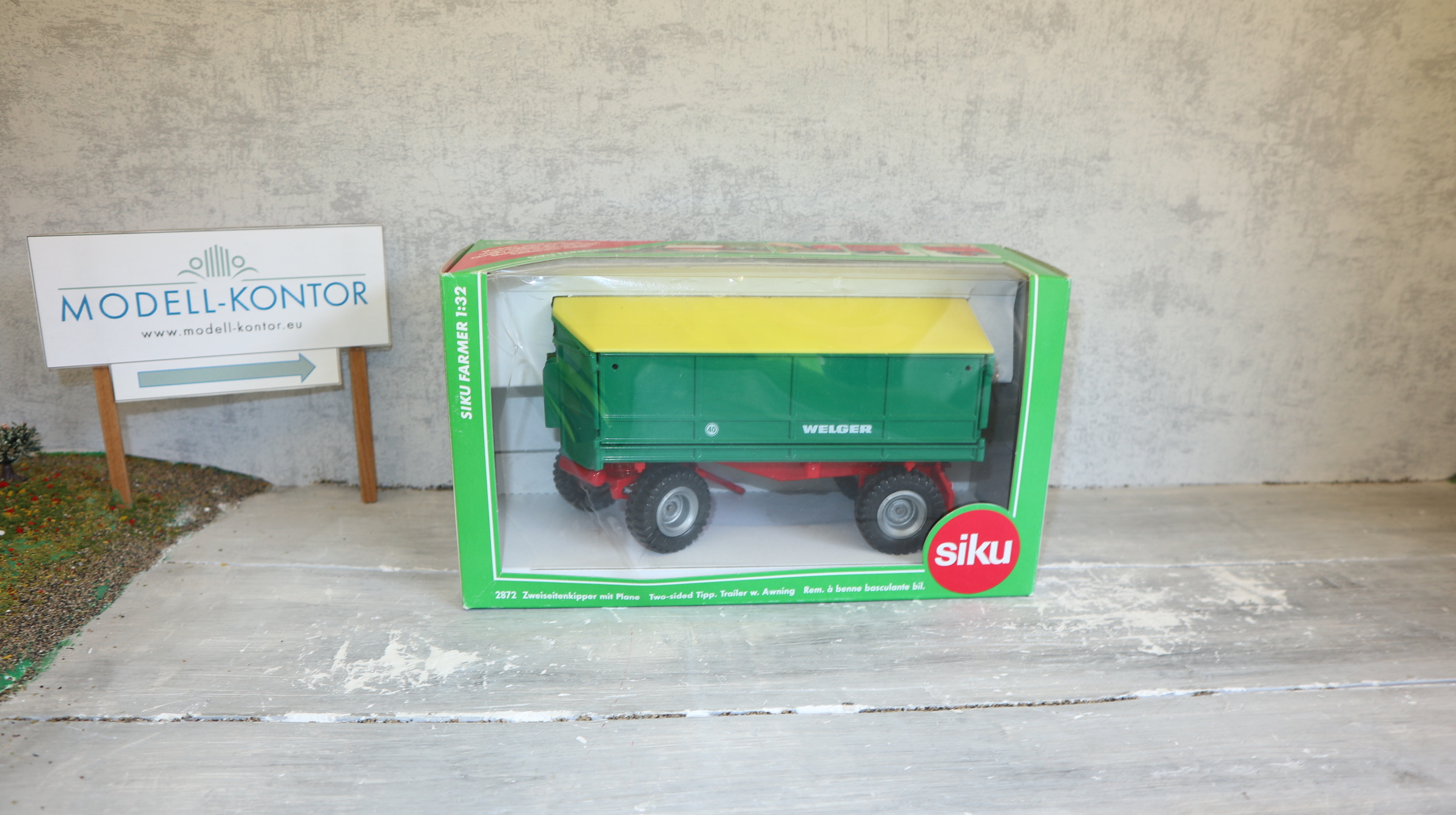 Siku 2872 in 1:32, WELGER Zweiseitenkipper grün- rot , NEU in OVP