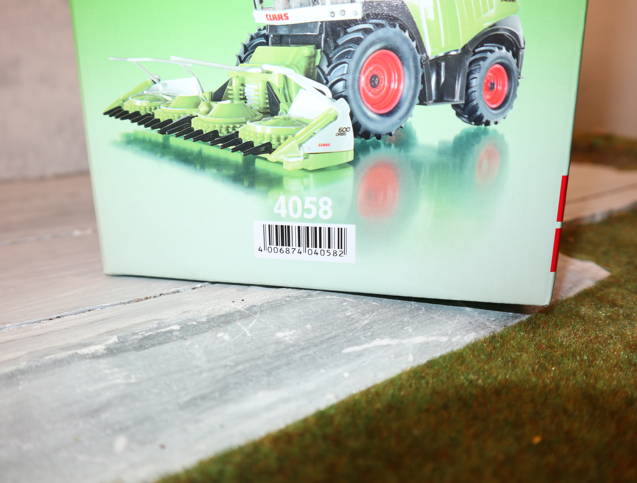 Siku 4058 1:32 Claas Jaguar 960 Häcksler in OVP