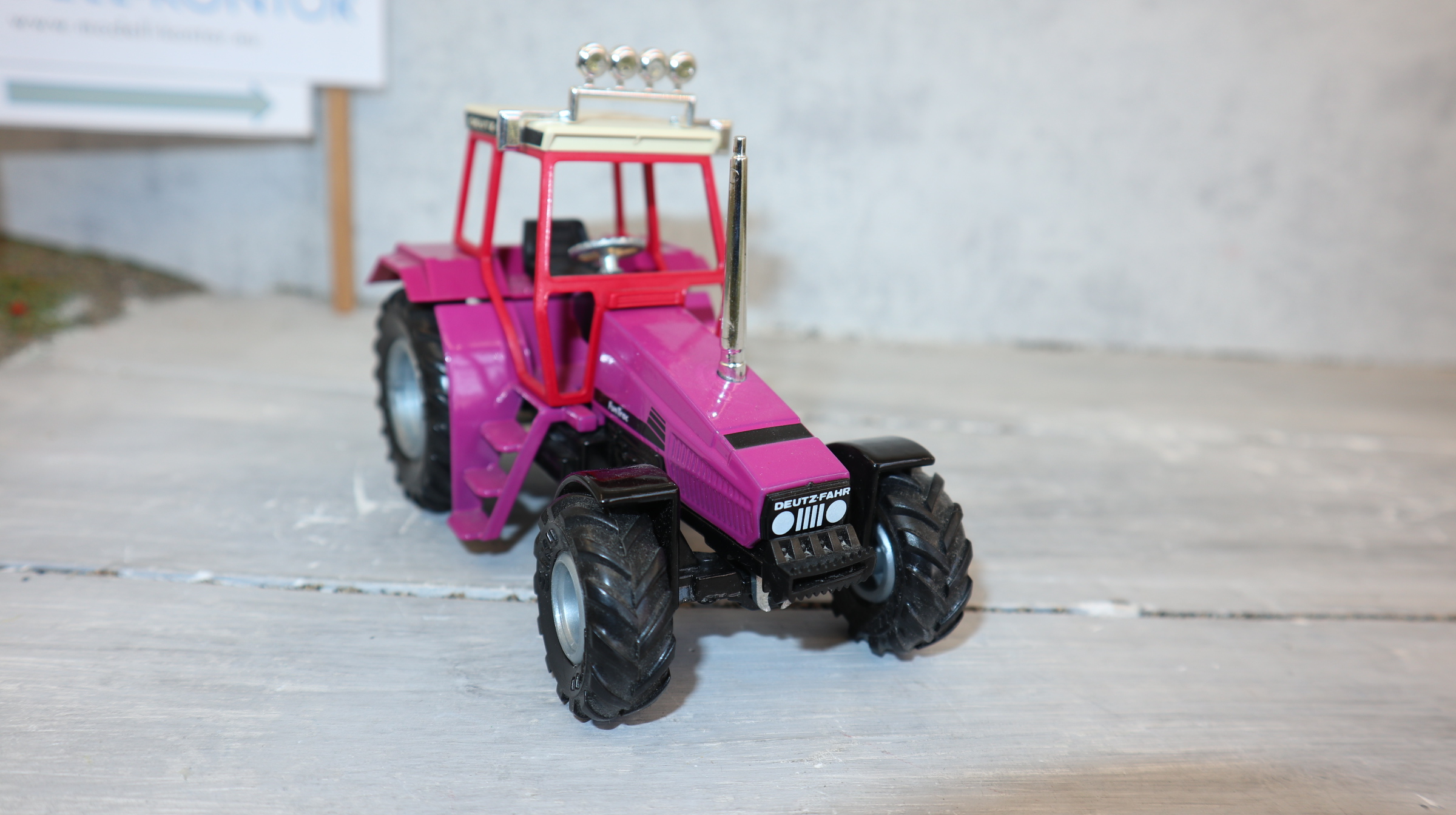 Siku 2865 in 1:32,   Deutz Fun Trac, TOP ohne OVP