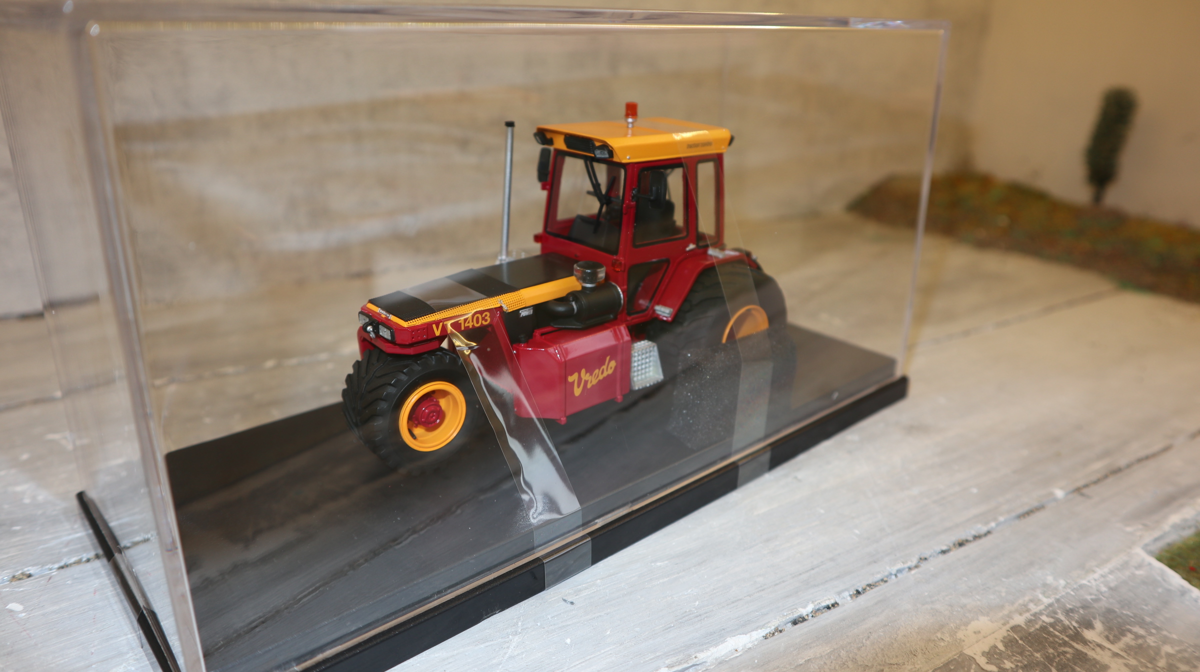 Holland OTO 1262 in 1:32, VREDO VT 1403, NEU in OVP