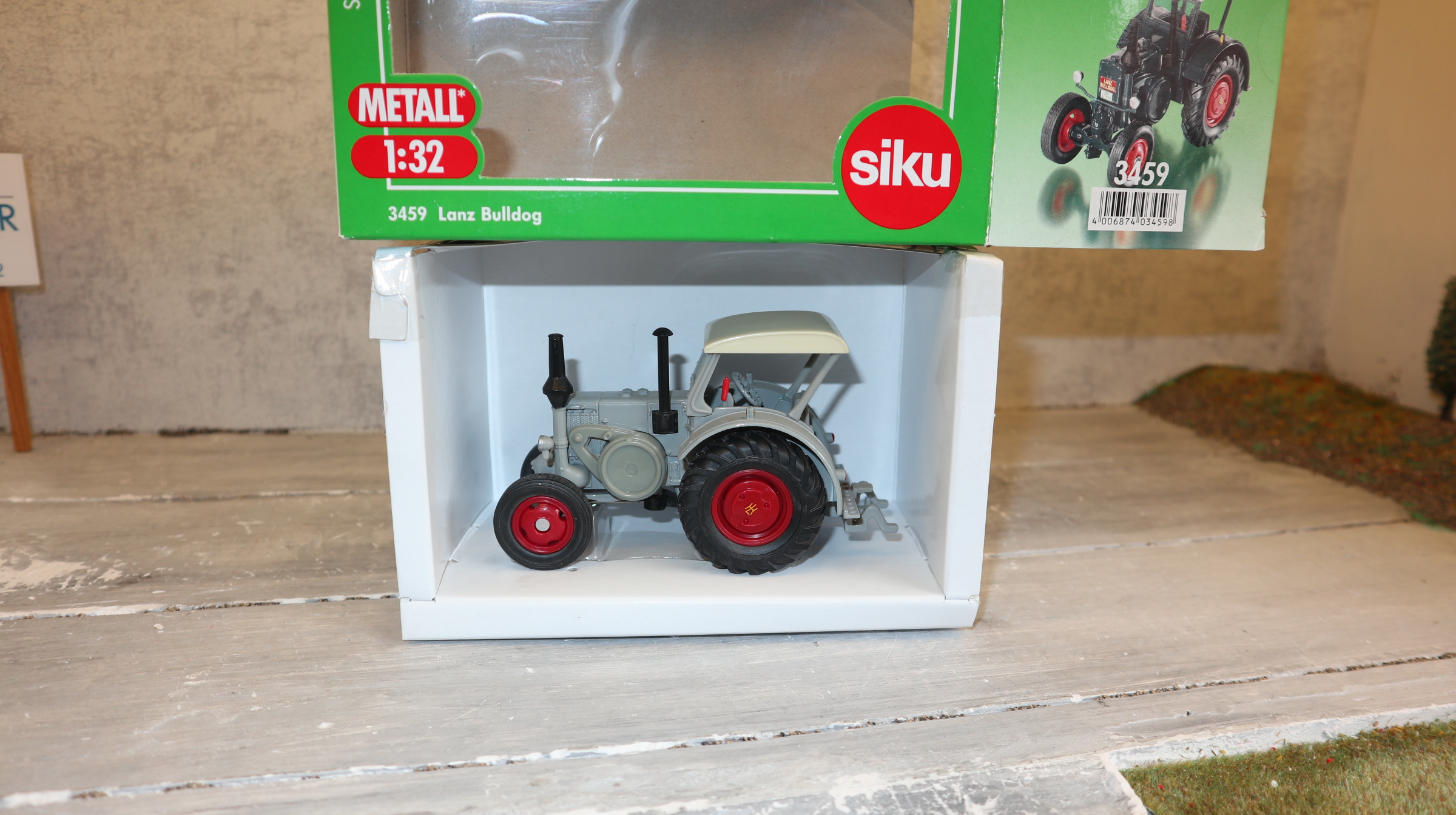 Siku 3459 in 1:32, Lanz Bulldog in hellgrau NEU in OVP