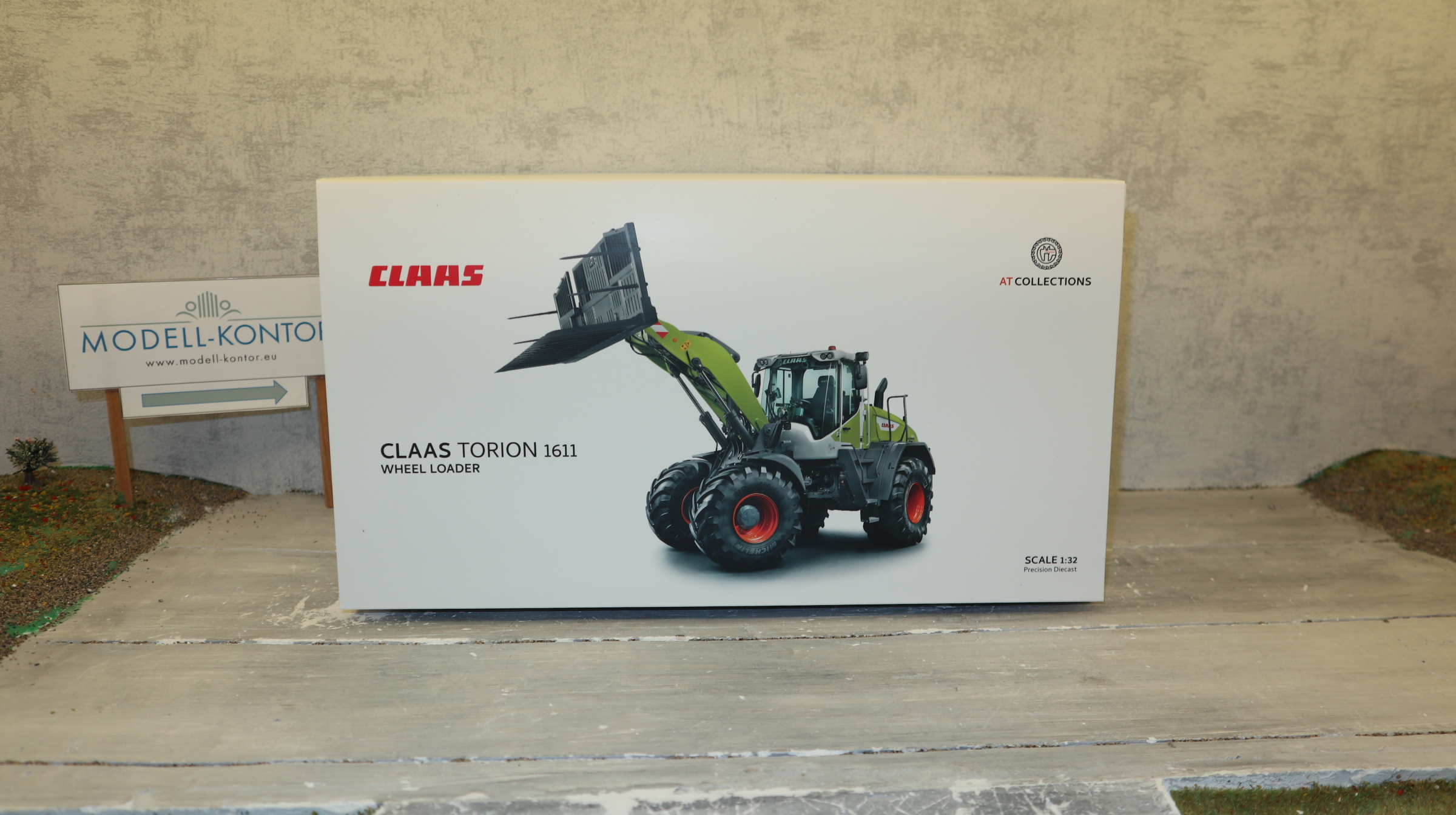 AT Collections 3200201 in 1:32, Claas Torion 1611 Radlader NEU in OVP